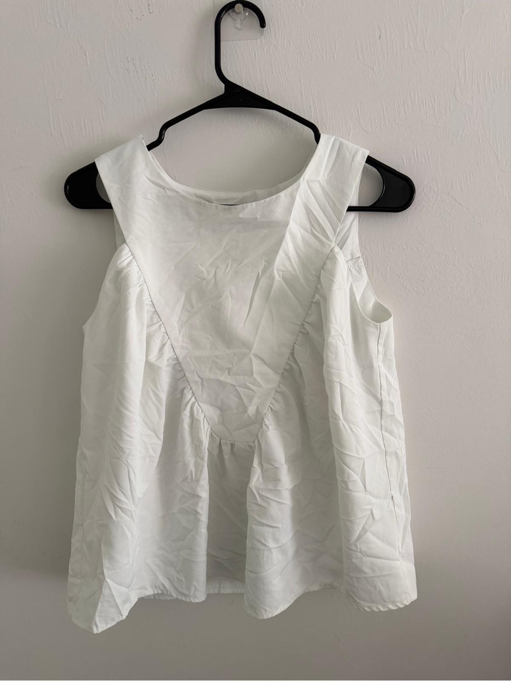 Women’s White Sleeveless V-Neck Panel Top